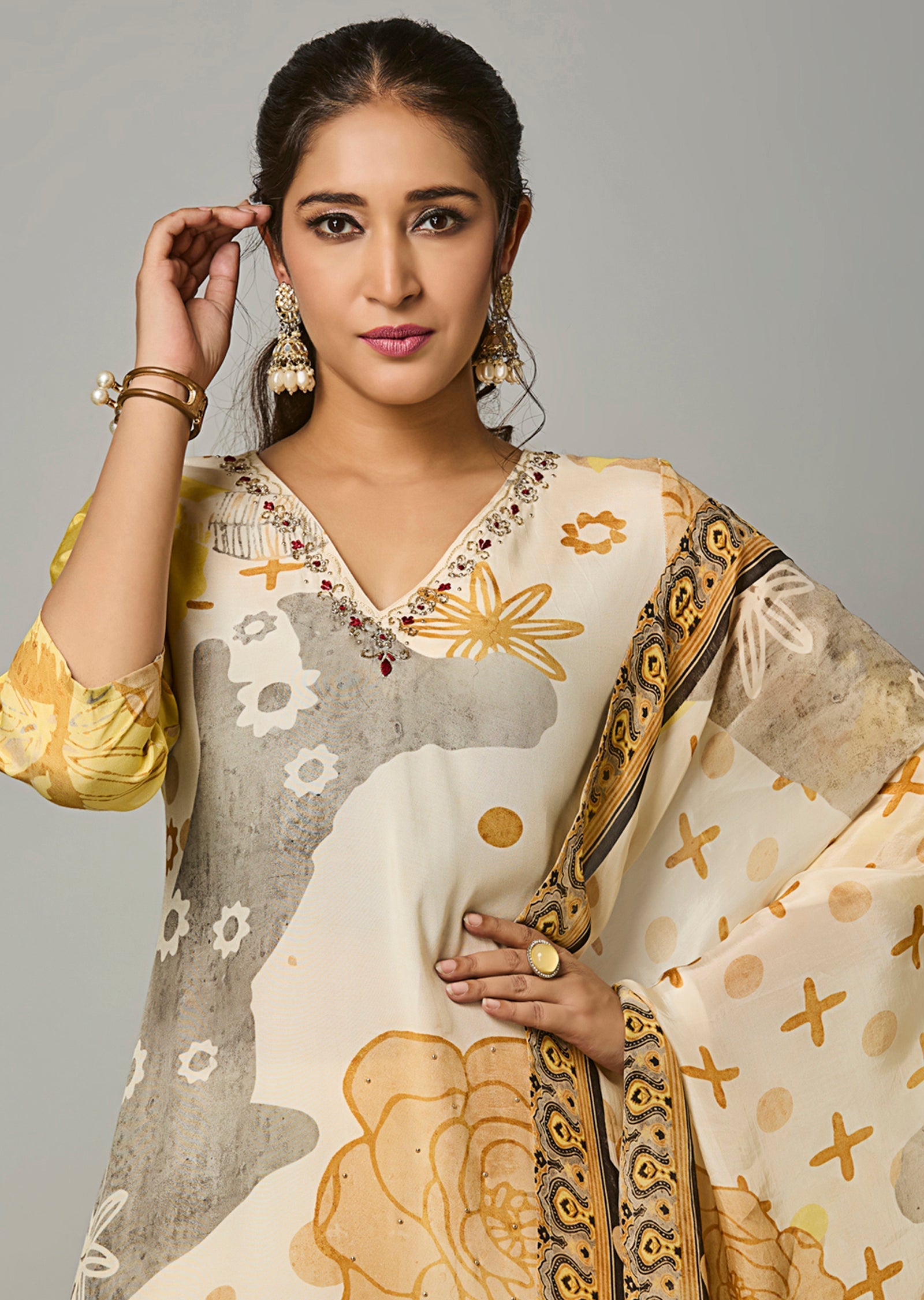 Cream Dola Silk Straight Cut Suit