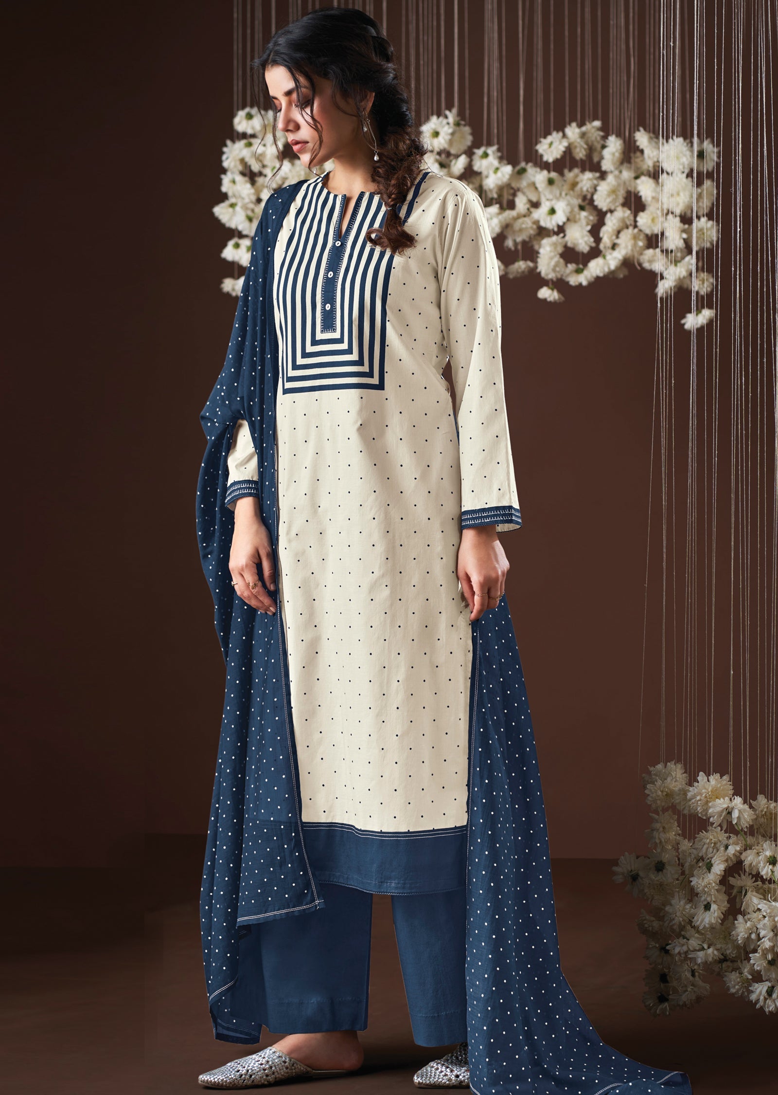 Cream & Blue Cotton Straight cut suit