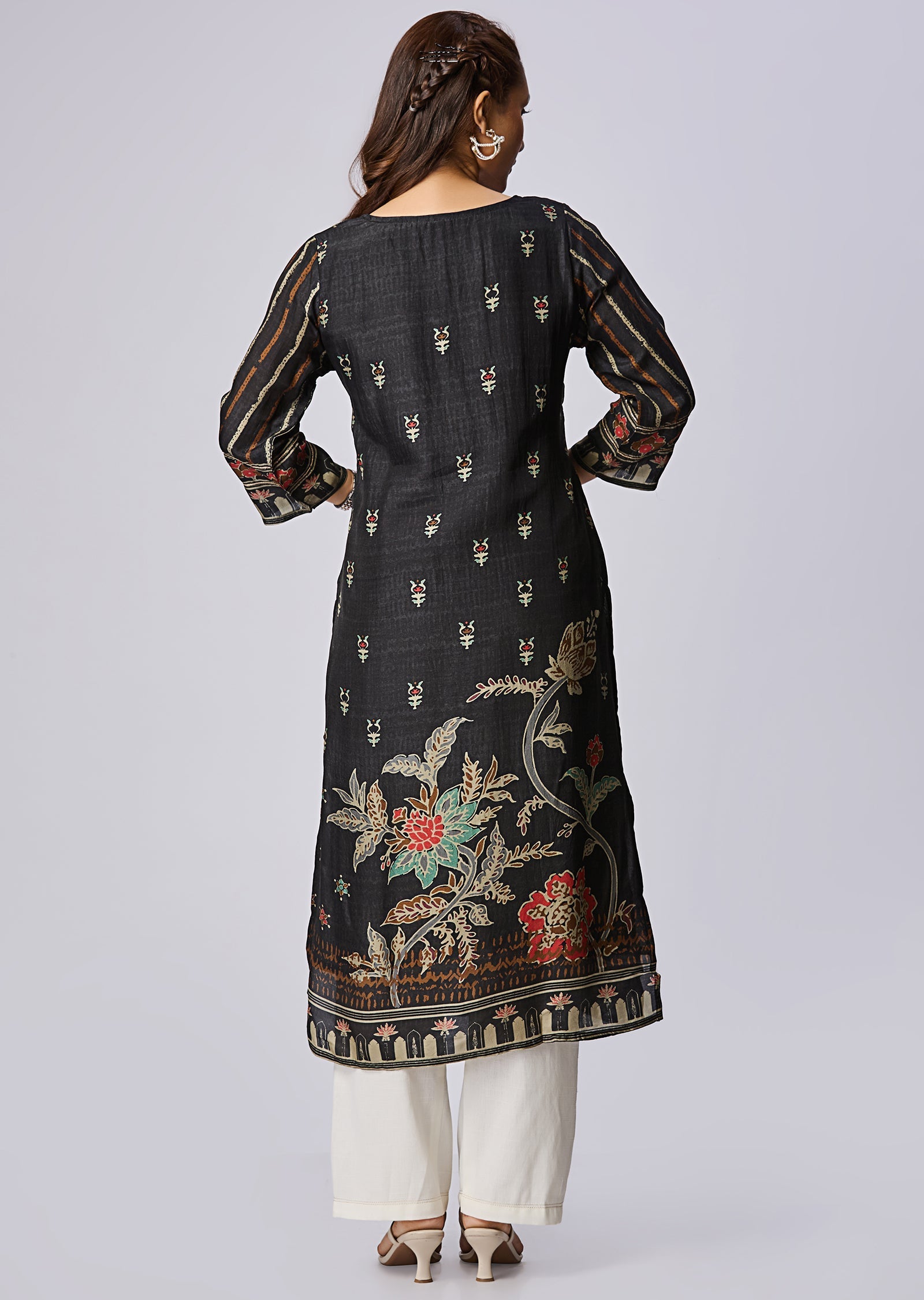 Black Dola Silk Straight Cut