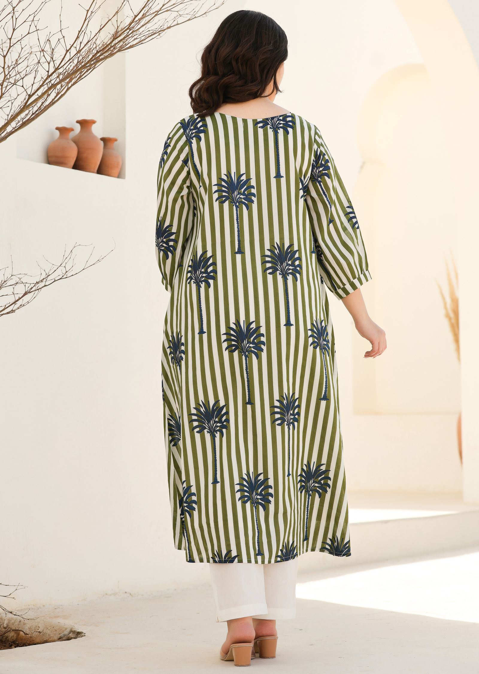 Mehndi Green Cotton Straight Cut Kurti Set