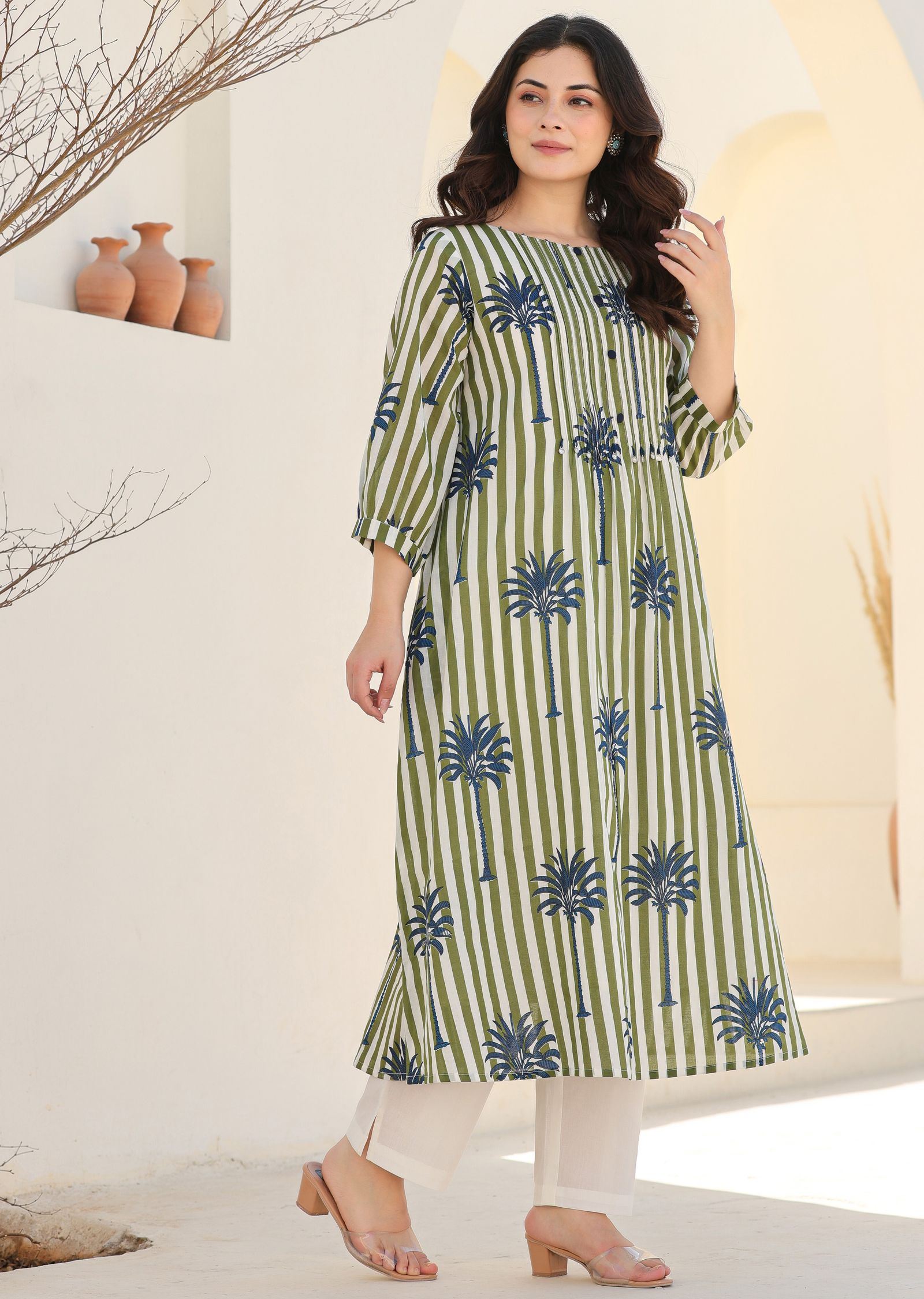 Mehndi Green Cotton Straight Cut Kurti Set