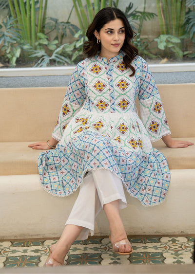 Off White Cotton Straight Cut Kurti Set