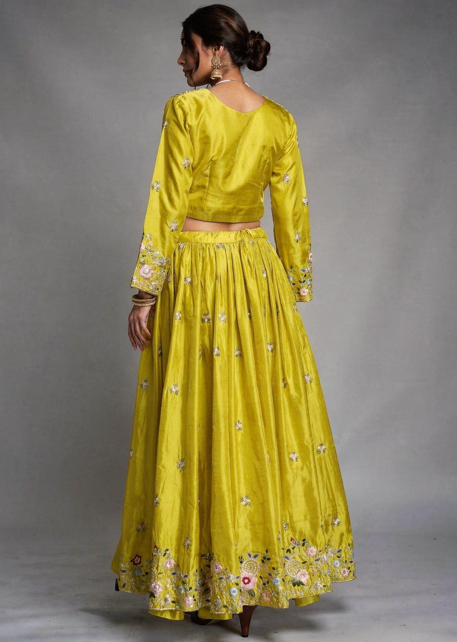 Elegant Yellowish Green Lehenga Set