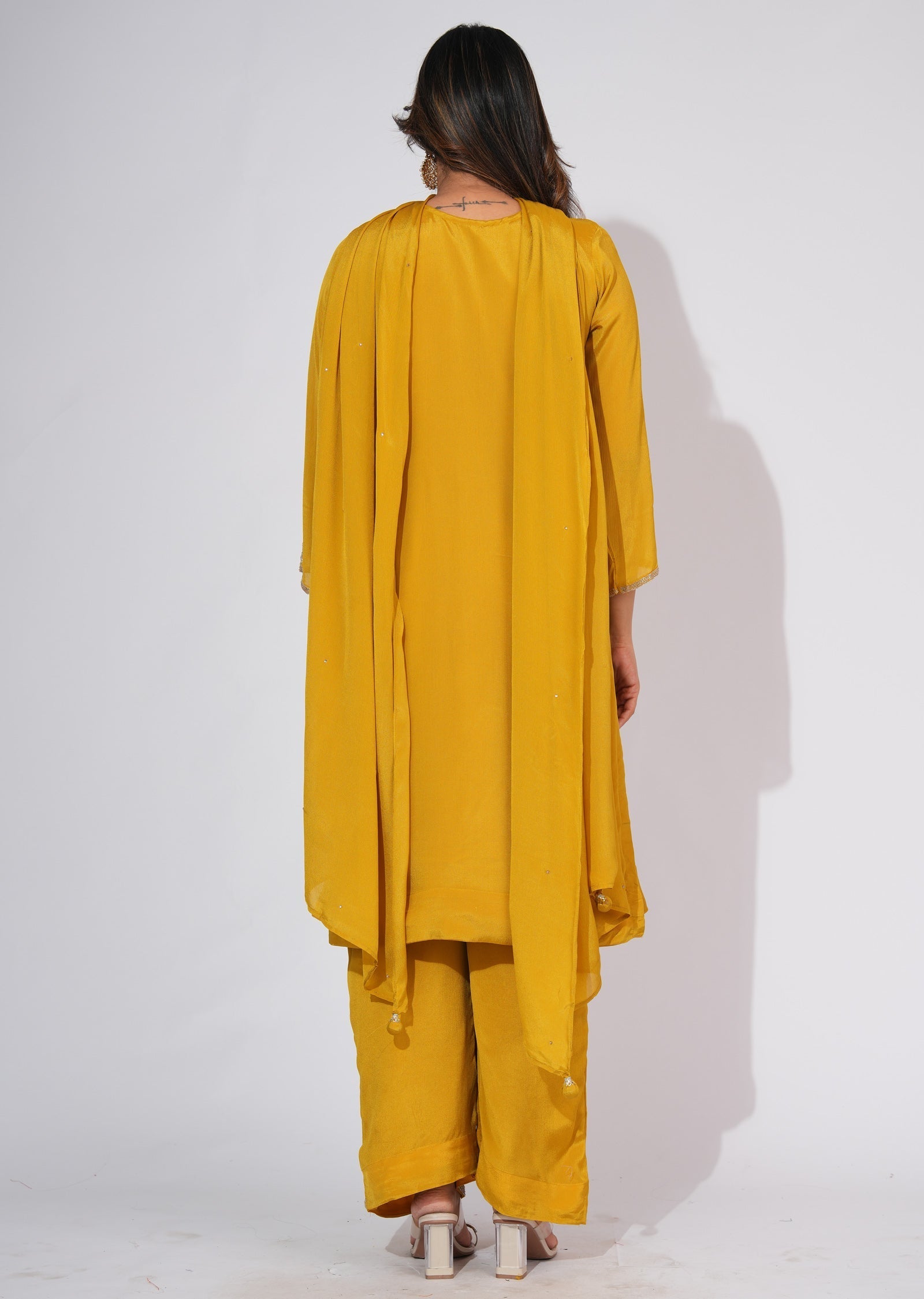 Mustard Chinnon Straight cut suit