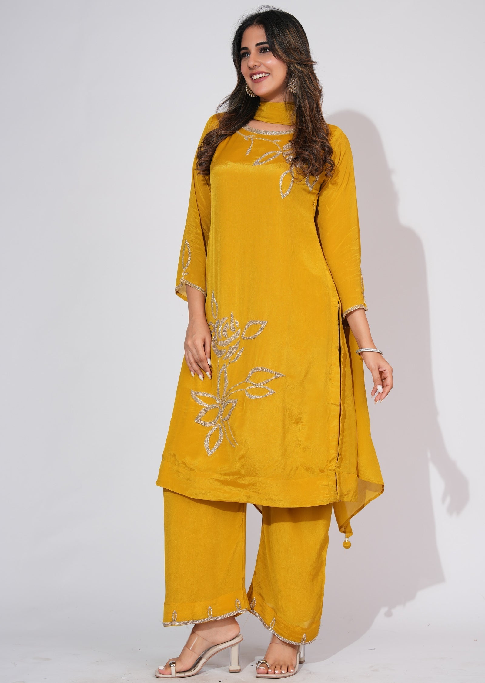 Mustard Chinnon Straight cut suit