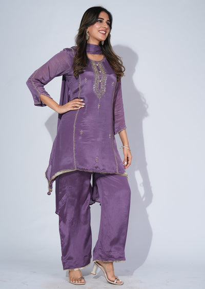 Mauve Chinnon Tail cut suit