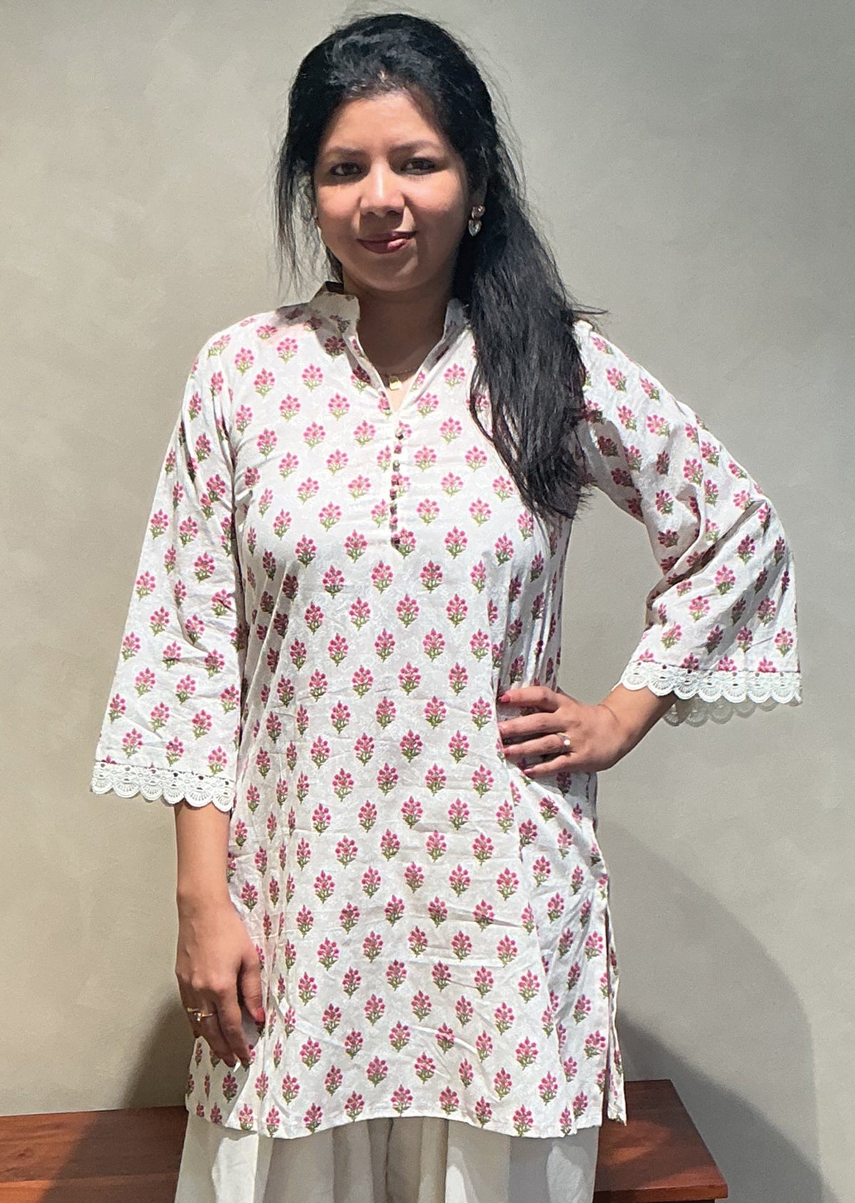 Cream & pink Mul Cotton Kurti Set