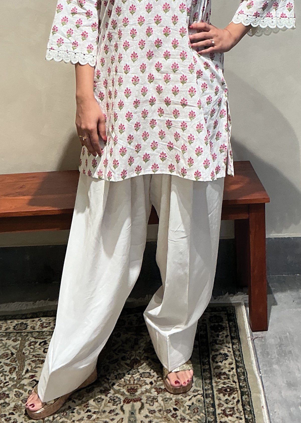 Cream & pink Mul Cotton Kurti Set