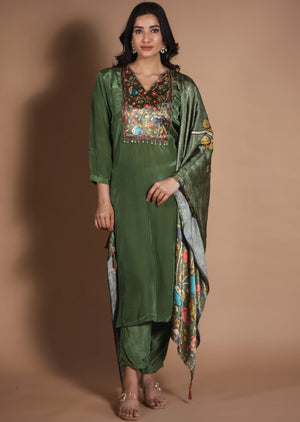 Mehendi Green Crepe Straight Cut suit