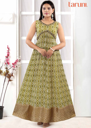 Mehandi Green Georgette Zardosi & Embroidered Kurti